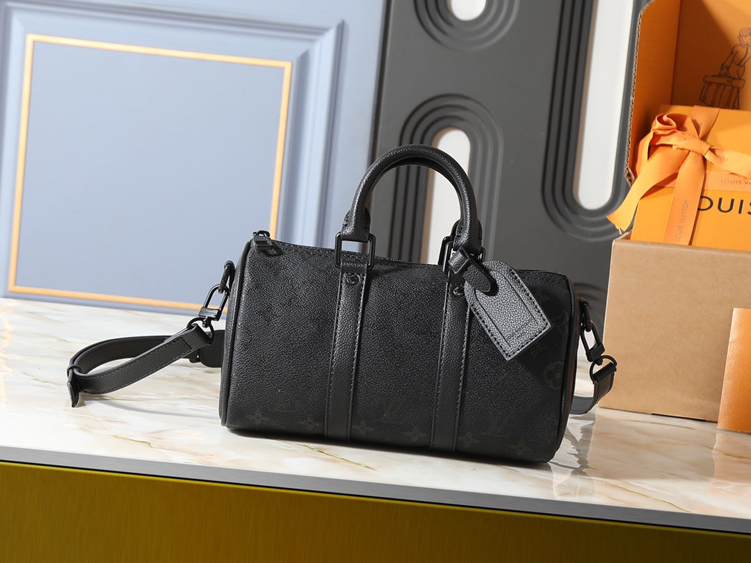 146PE30B Popular leather bag