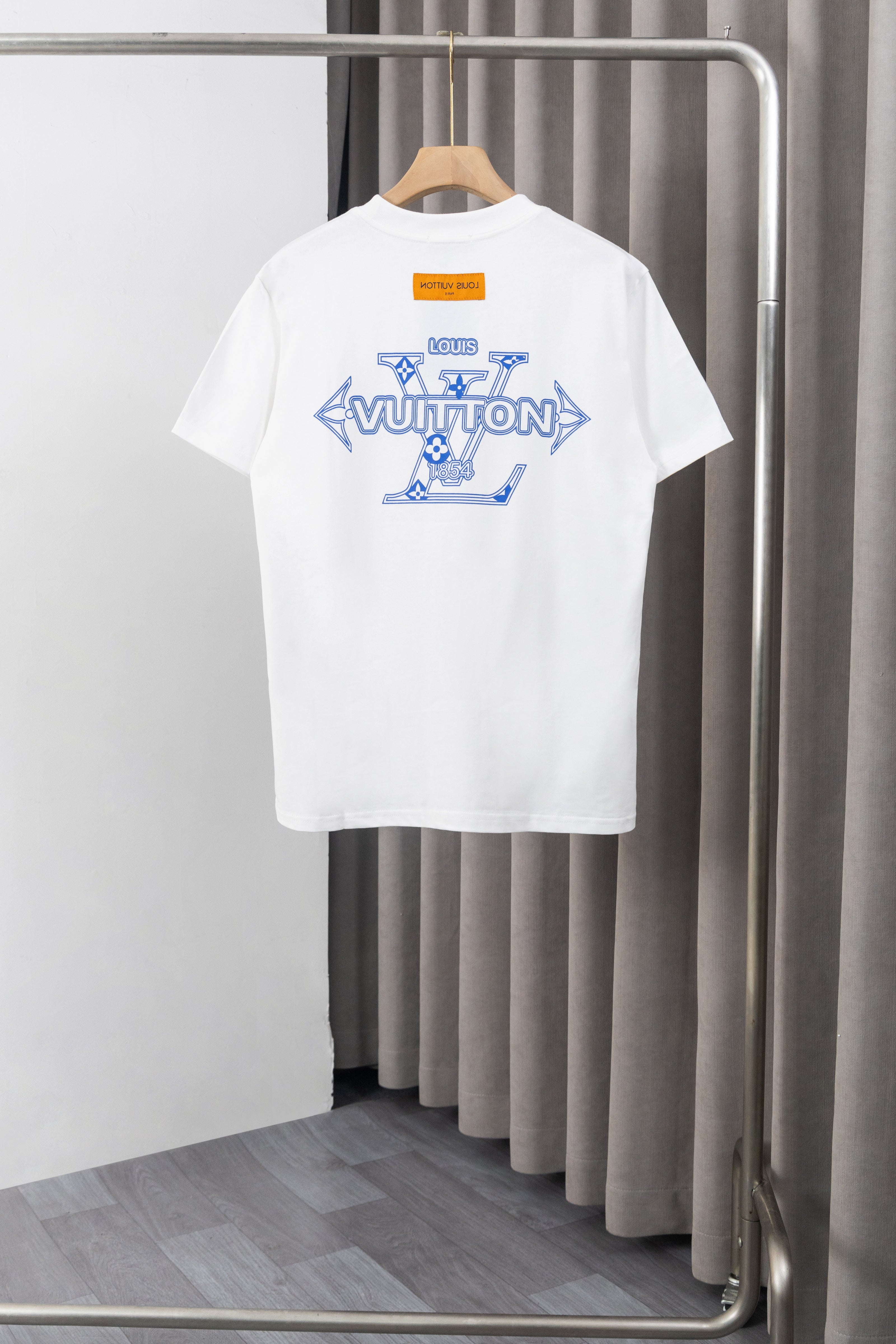 36PE135U Popular T-shirts