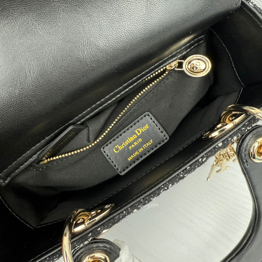136ND25B Popular  Purse bag