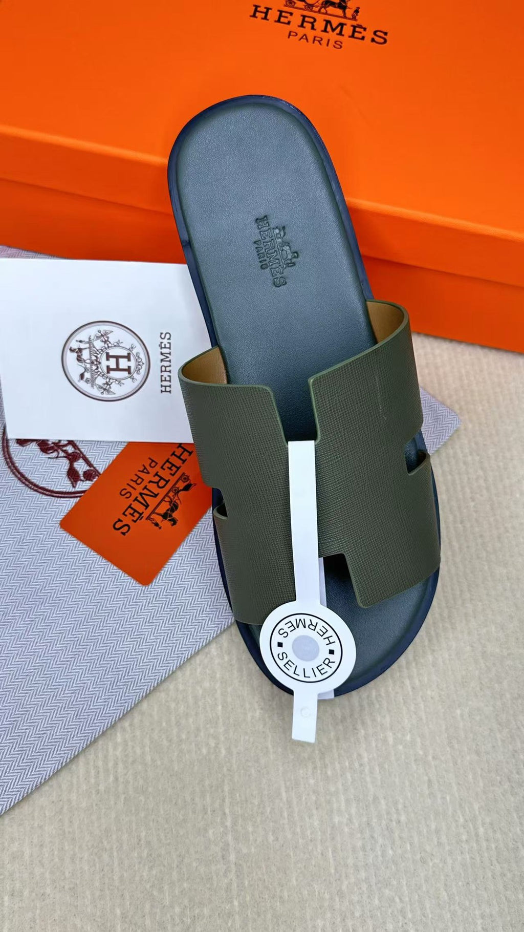 Z2X66H14 Popular high-quality leather Shoes