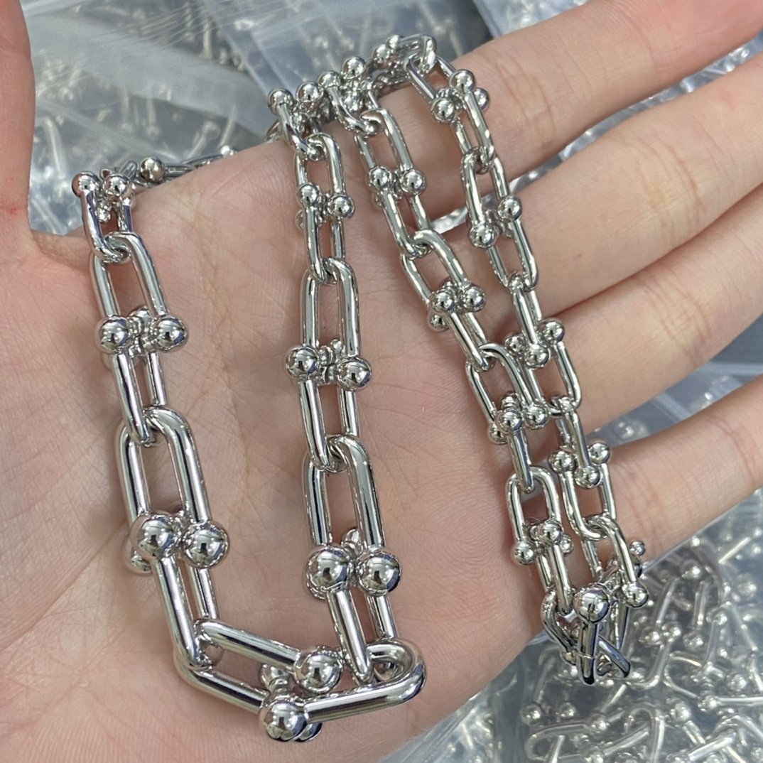 8XT30X  Popular     Earring Bracelets Necklaces