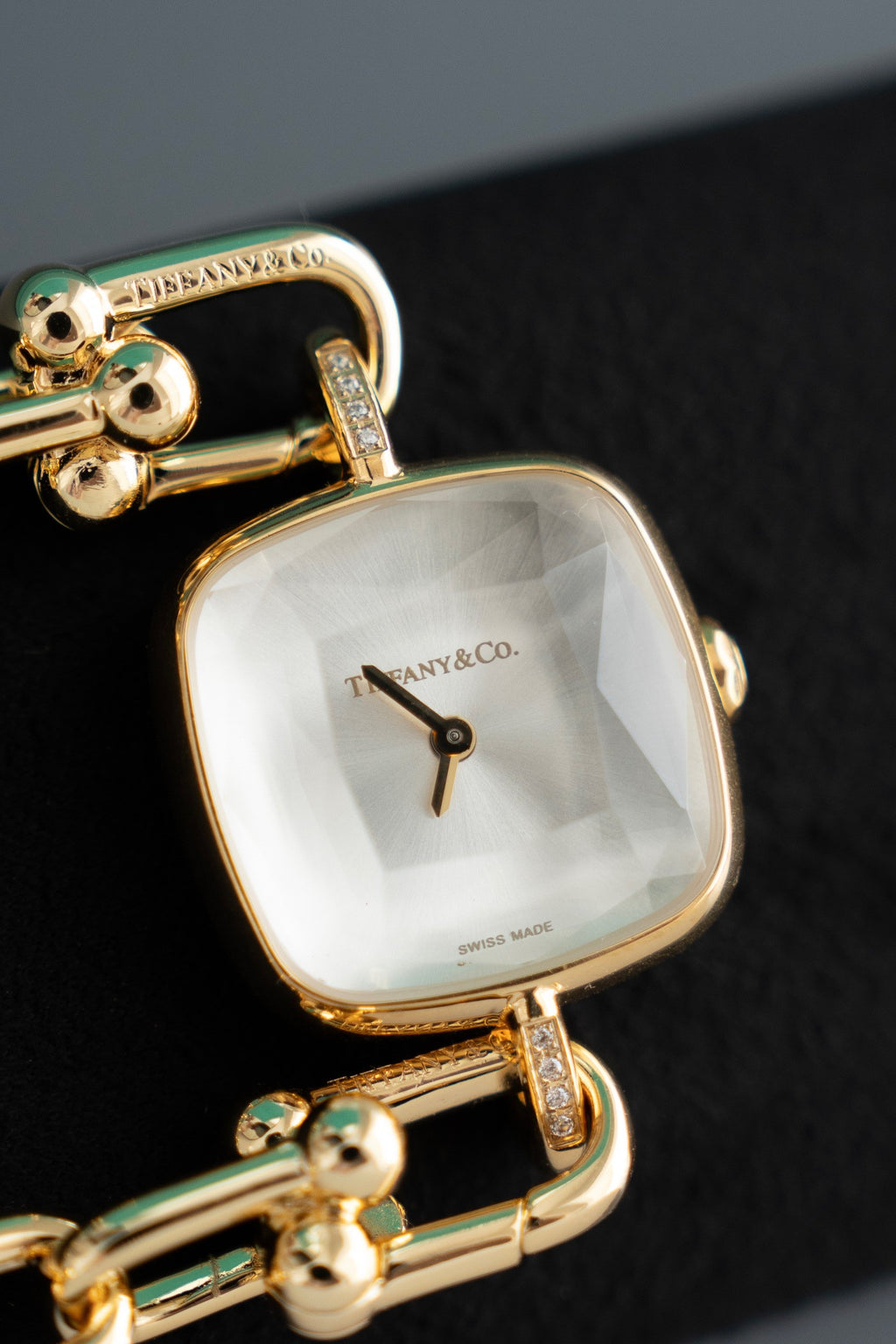 136RT74L Popular Watches