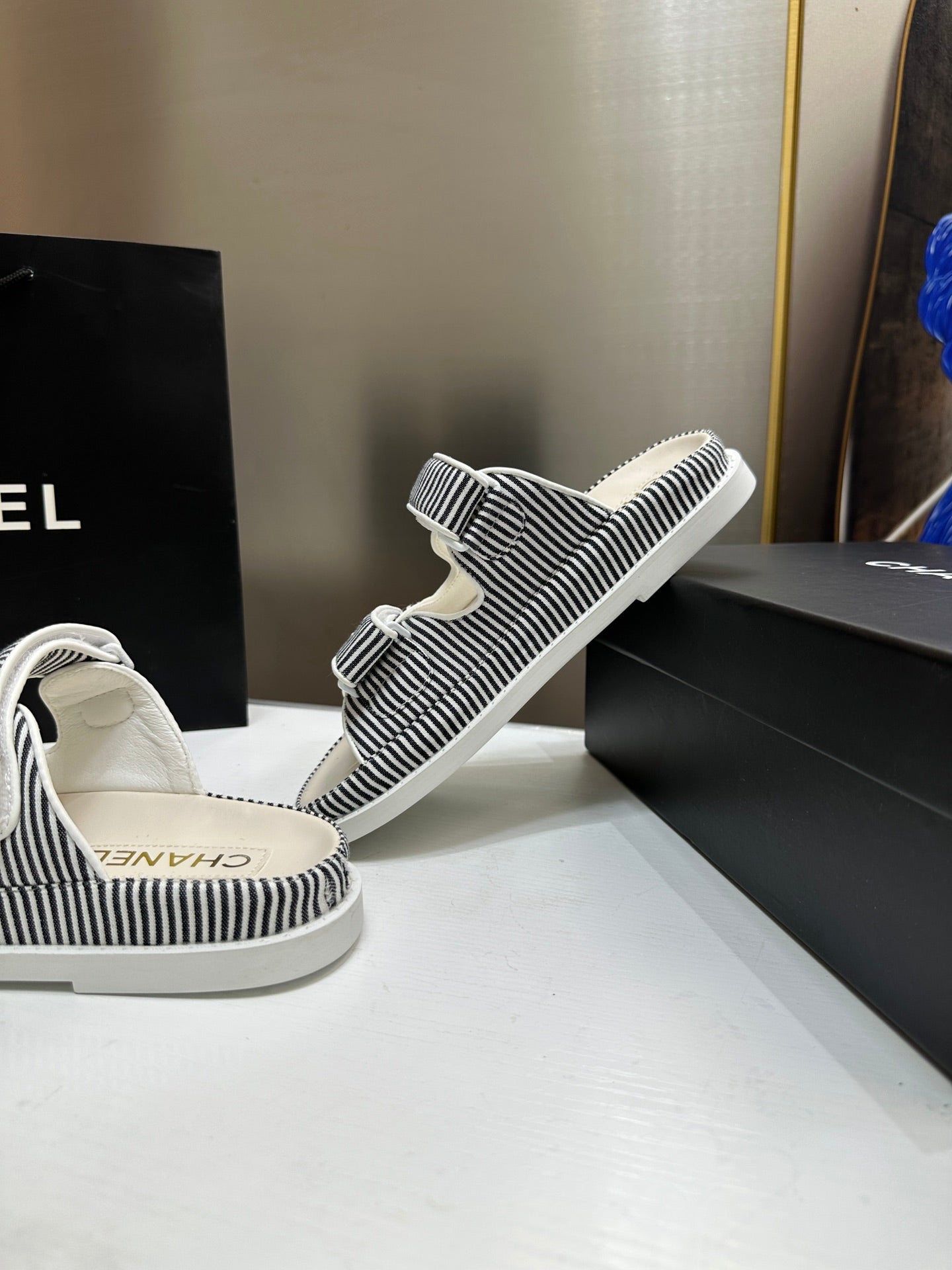 145RC1Z Popular sandals