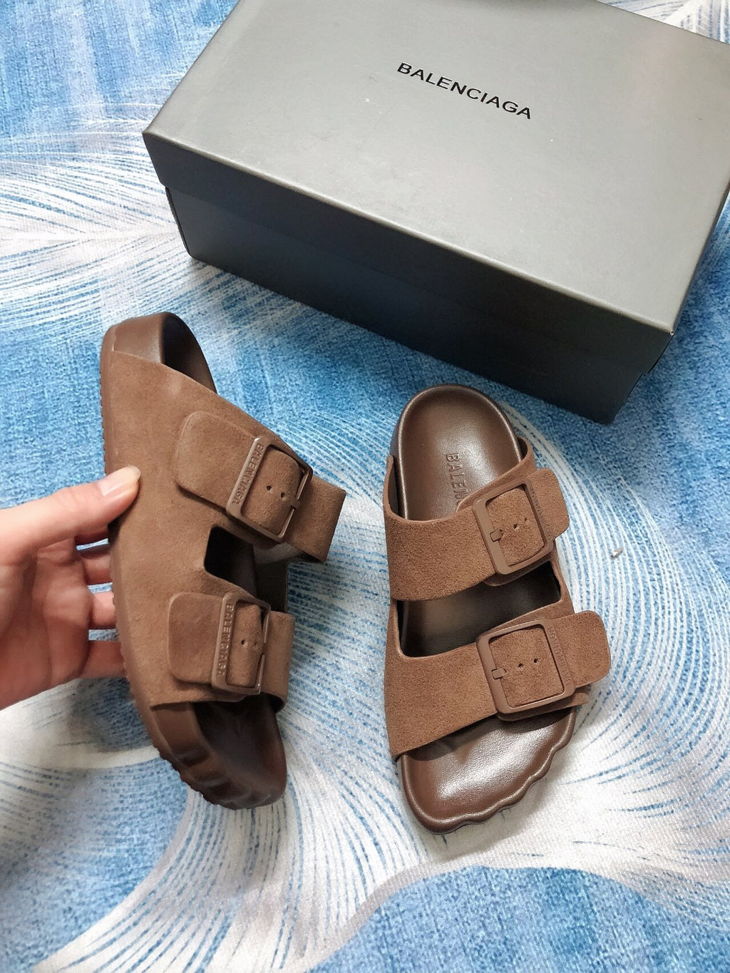 14J192Z Popular Slippers