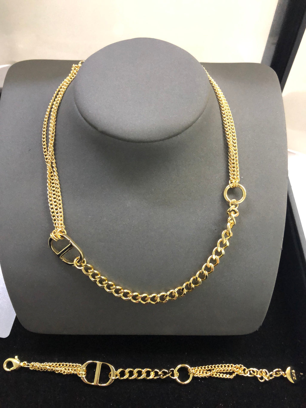 1YD252X  Popular   Necklaces  Bracelets