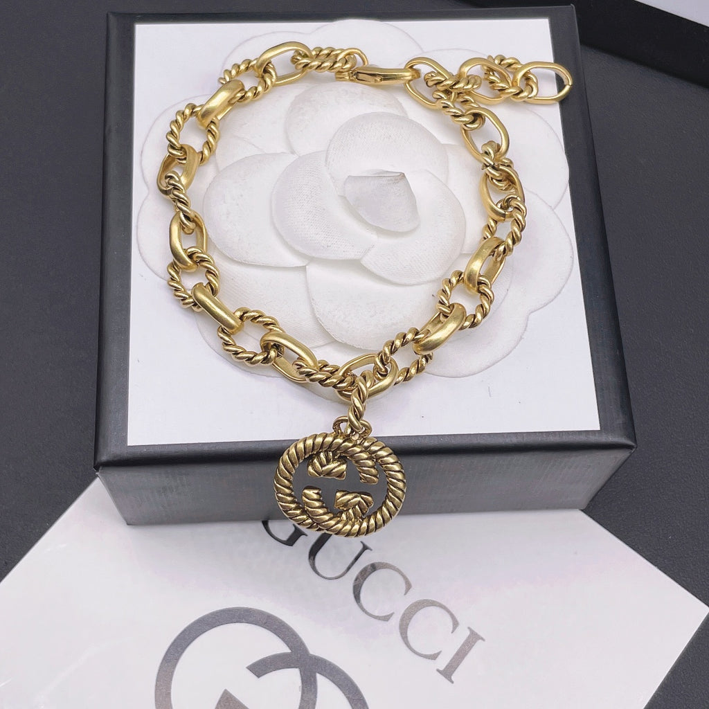 1B13X  Popular Bracelets