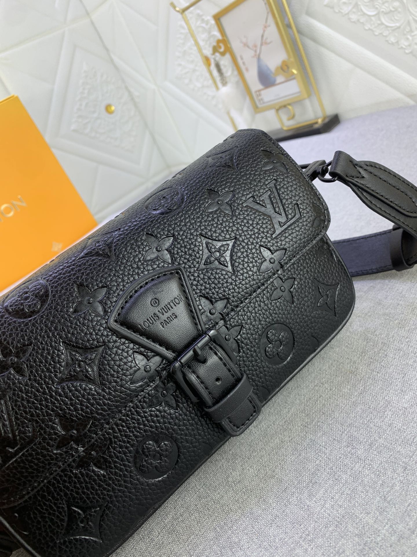 2XE465B Popular   leather bag
