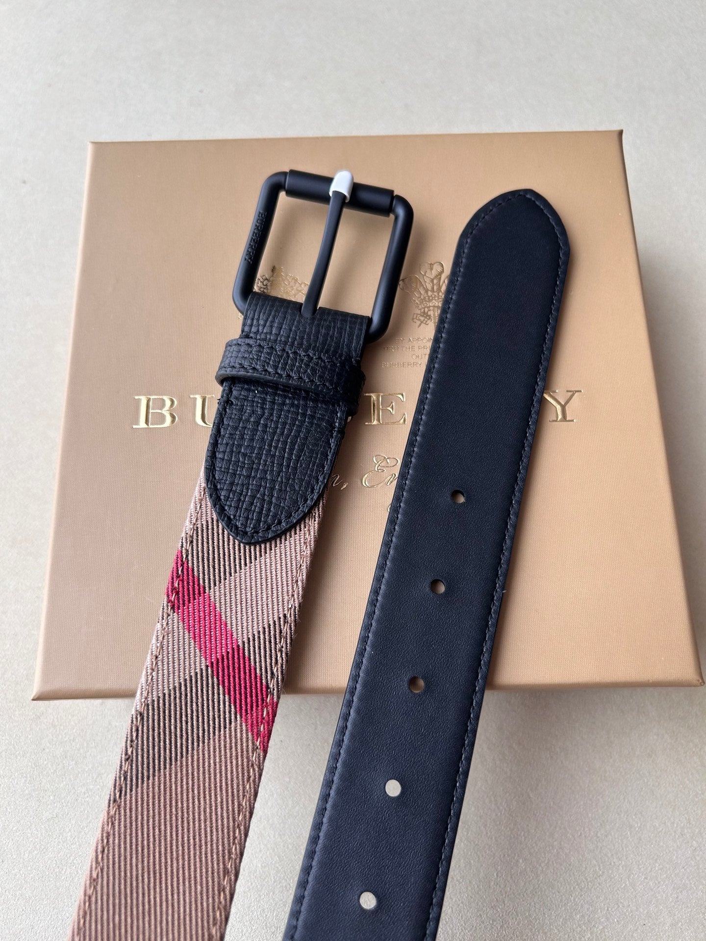 1115QR8P Popular High quality belt With full package