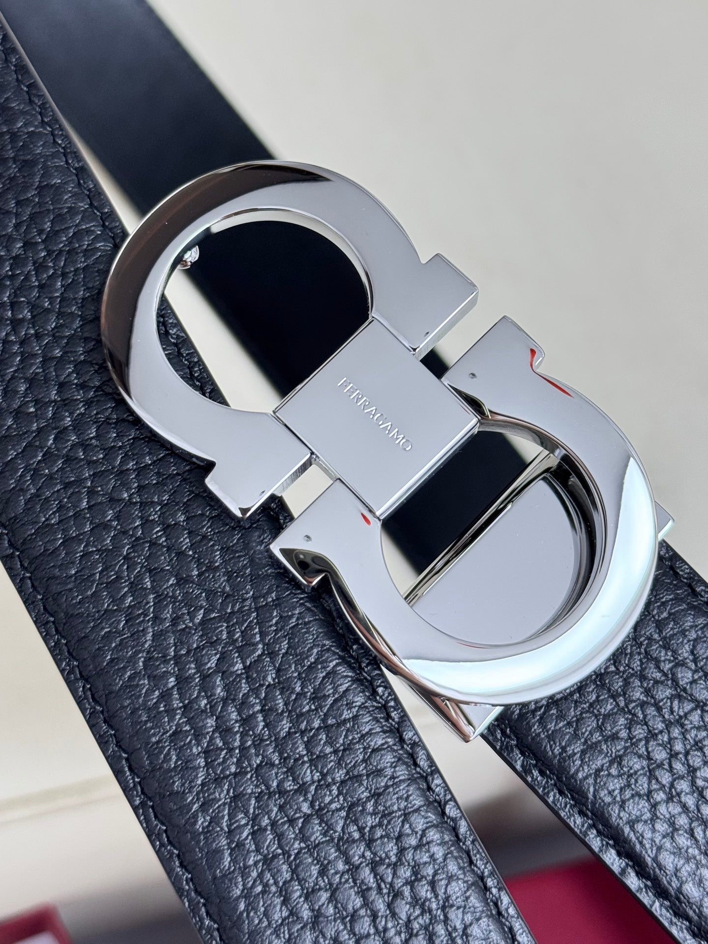 1115QA56P Popular High quality belt With full package
