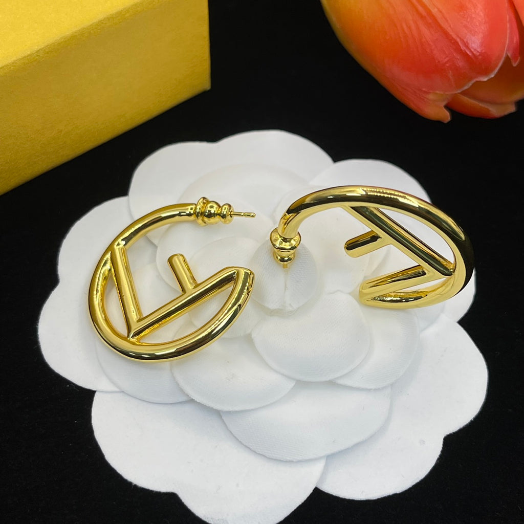 14F647E Popular  Earrings