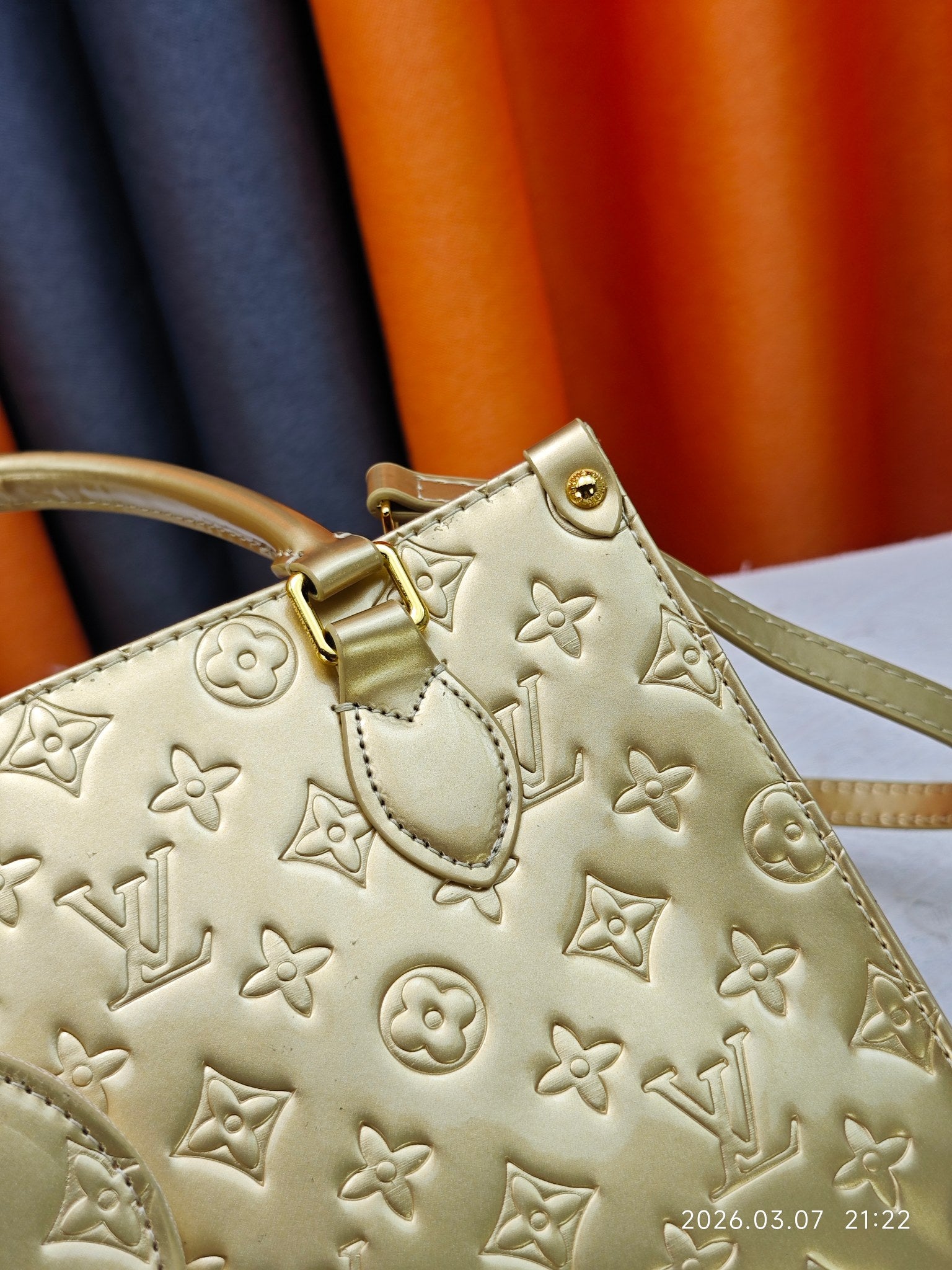 136PE35B Popular leather bag