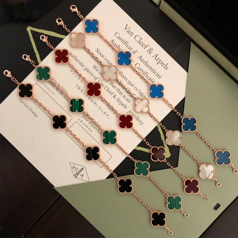 5XVA180K  Popular bracelets 5 flowers normal size1.5cm flower