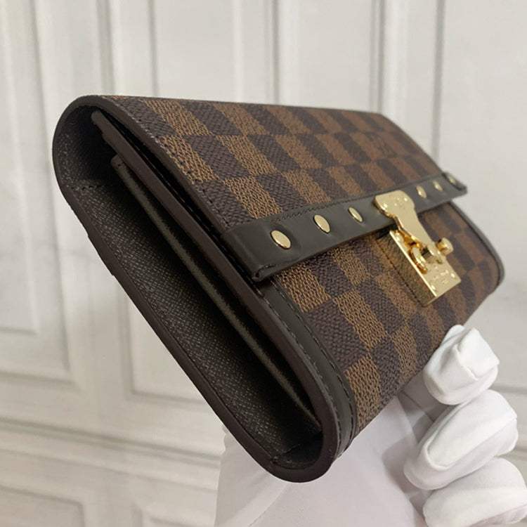 AE10B Popular leather wallets