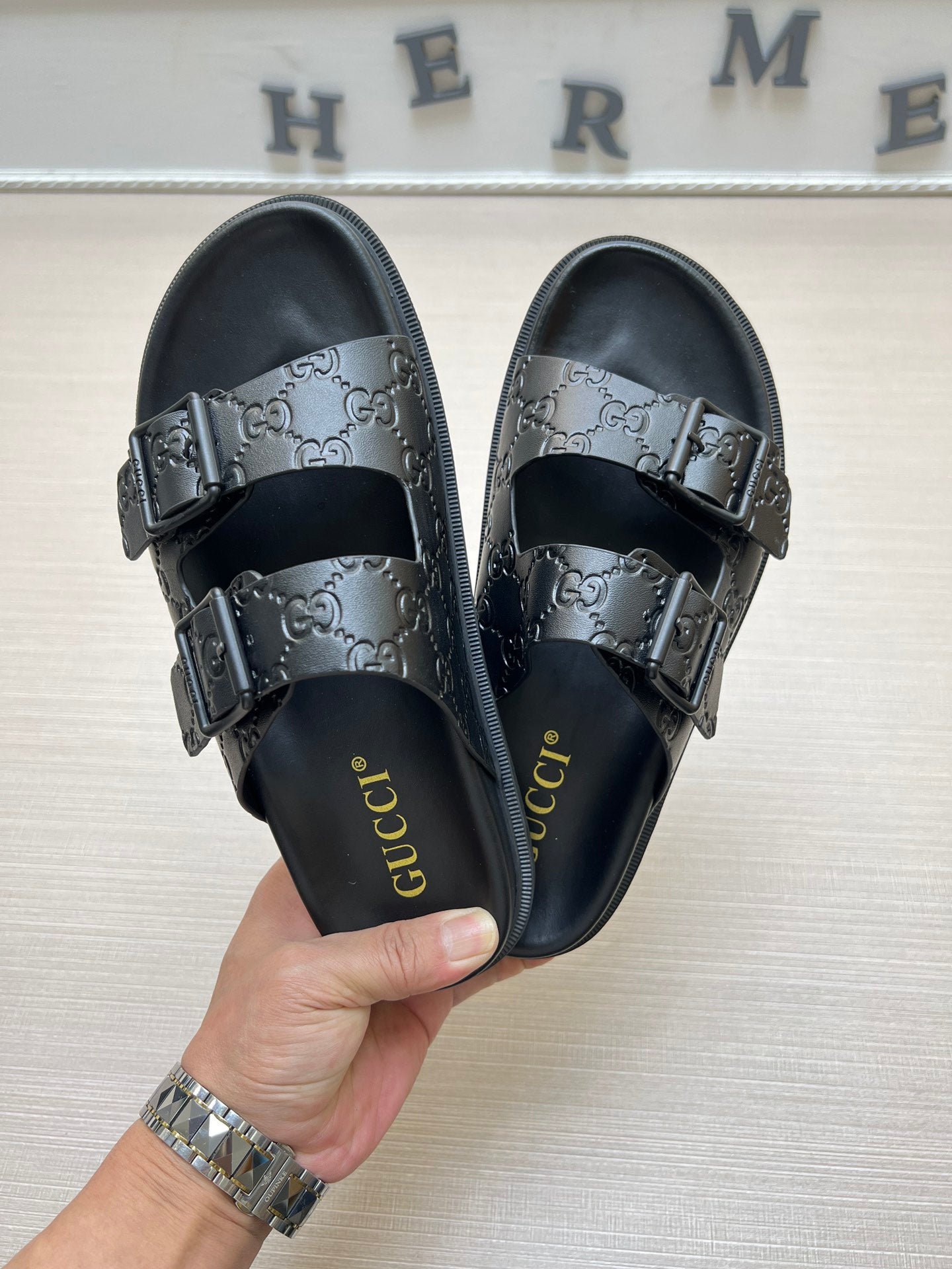 54B91Z Popular slippers