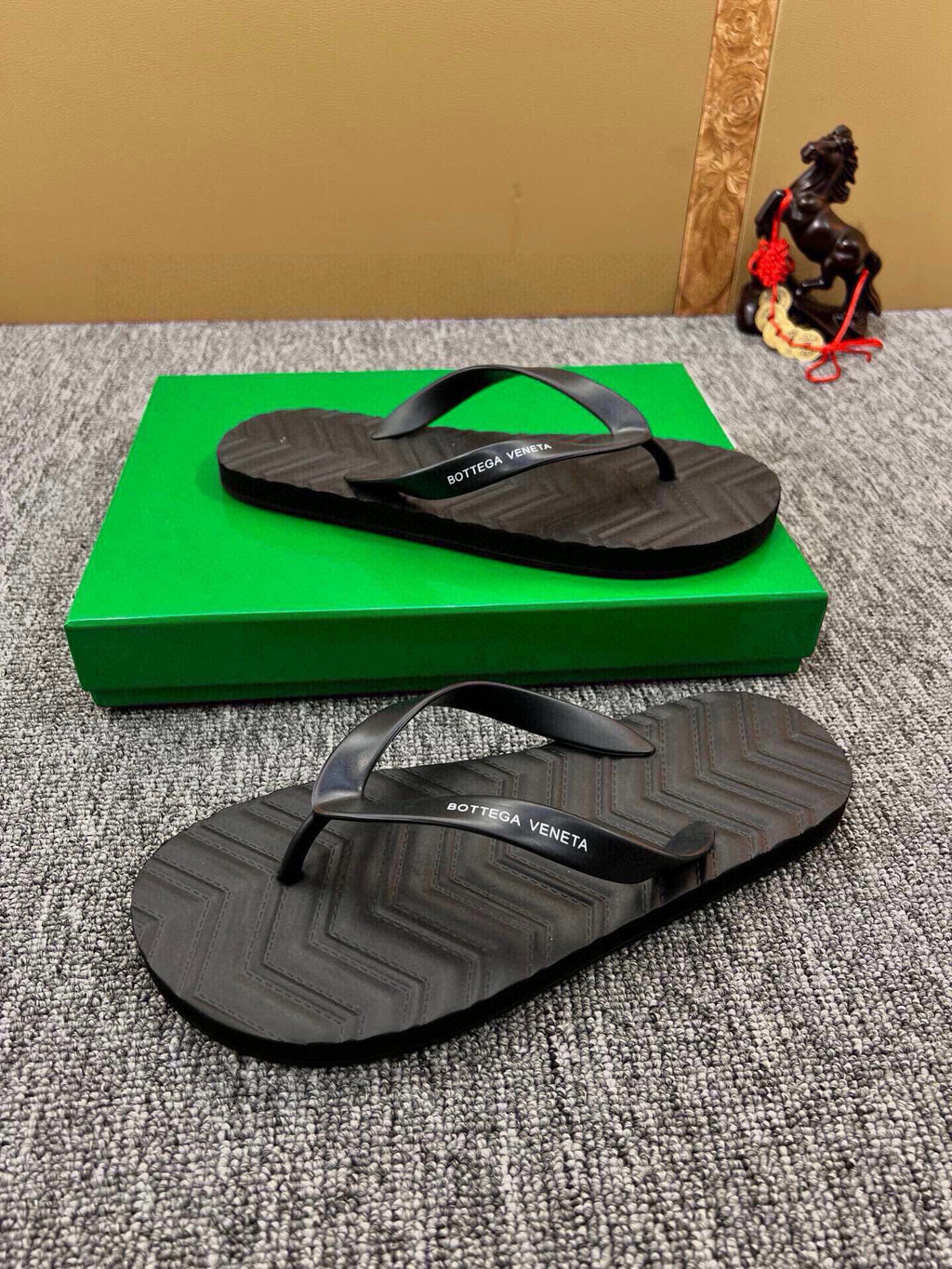 535ZA294Z Popular Slippers