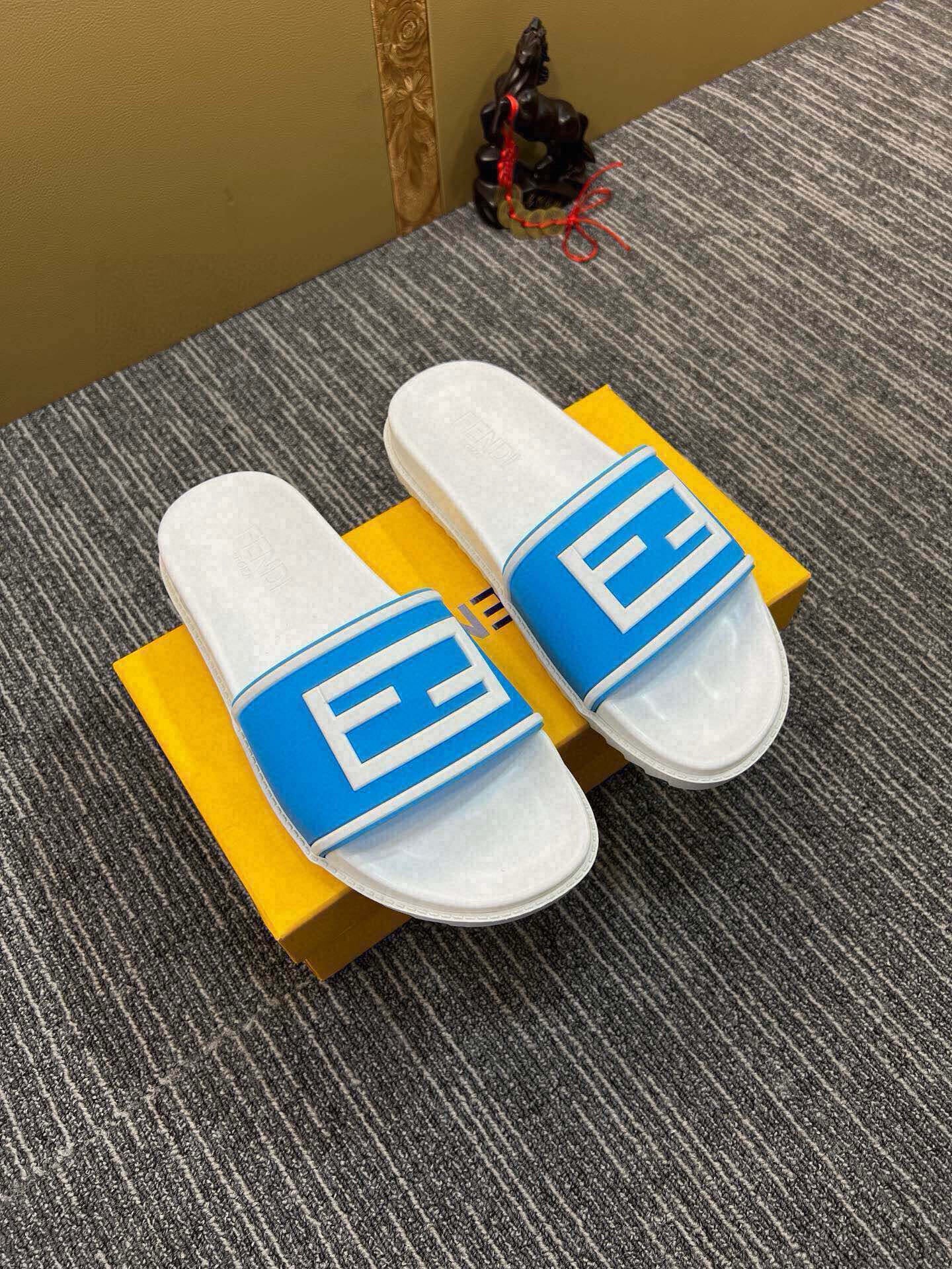 535ZF287Z Popular Slippers