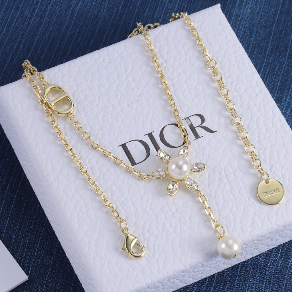 175RD26X Popular   Necklaces .