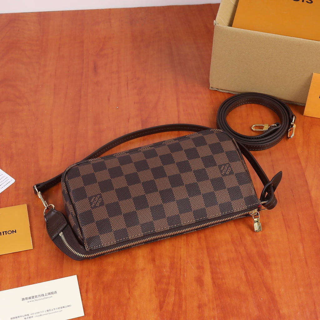 XE17B Popular  leather bag 
