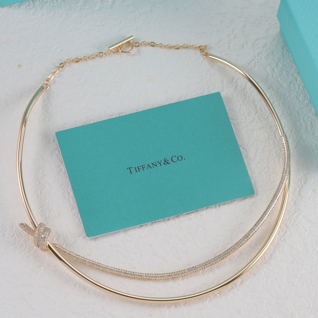 15QT133X Popular Necklace