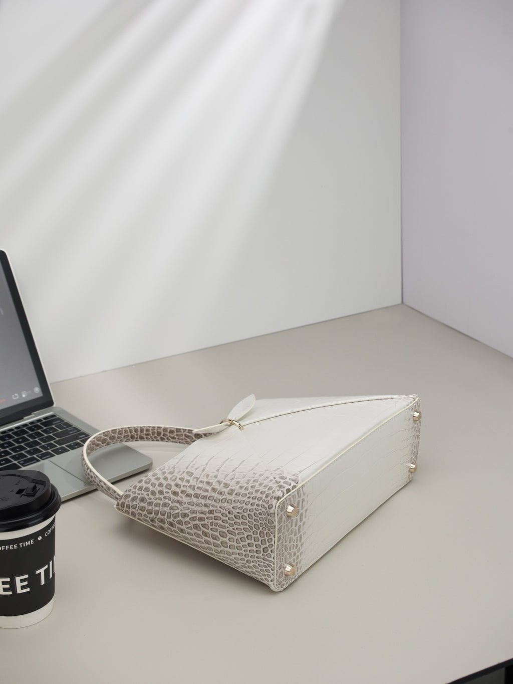 136PD90B Popular leather bag