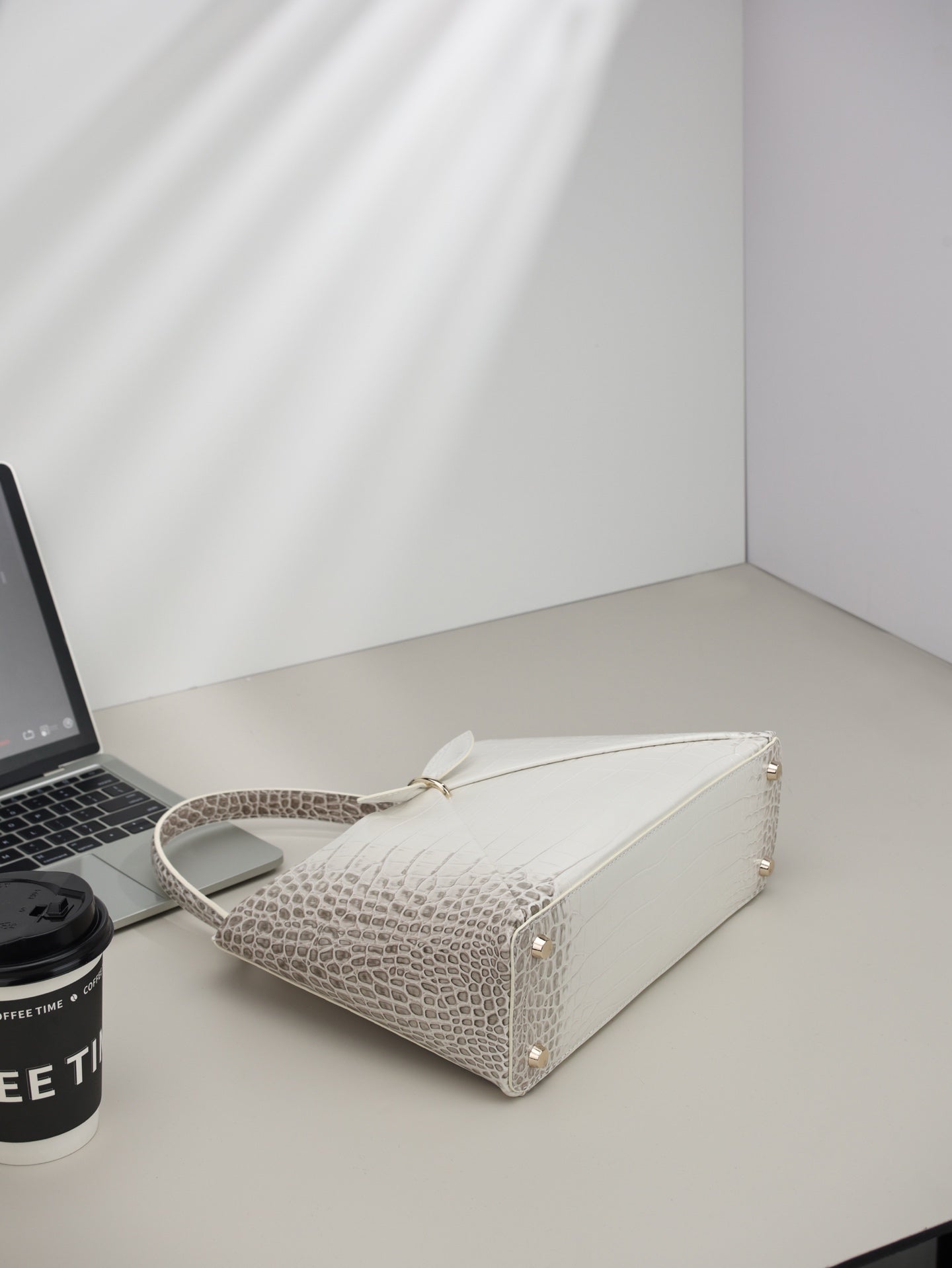 136PD90B Popular leather bag