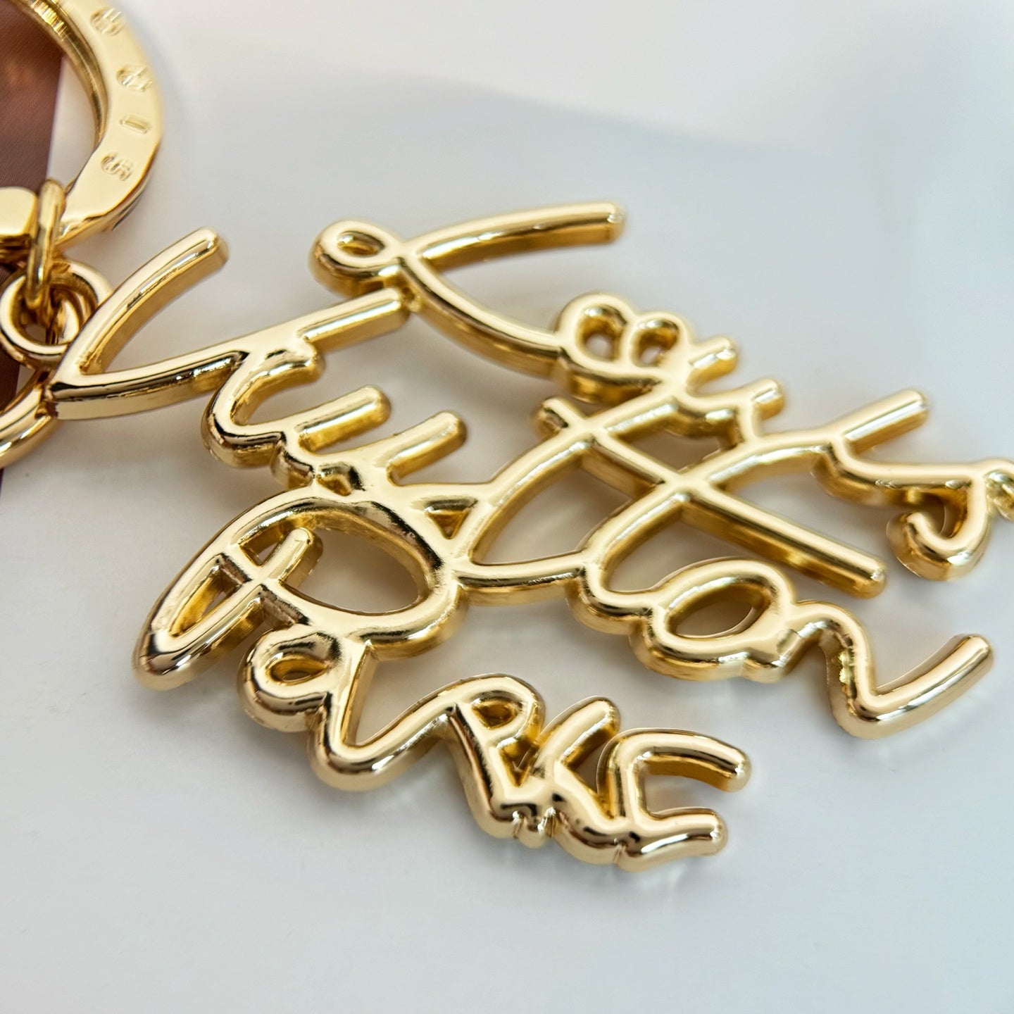 35QE33A Popular bag 's charms accessories
