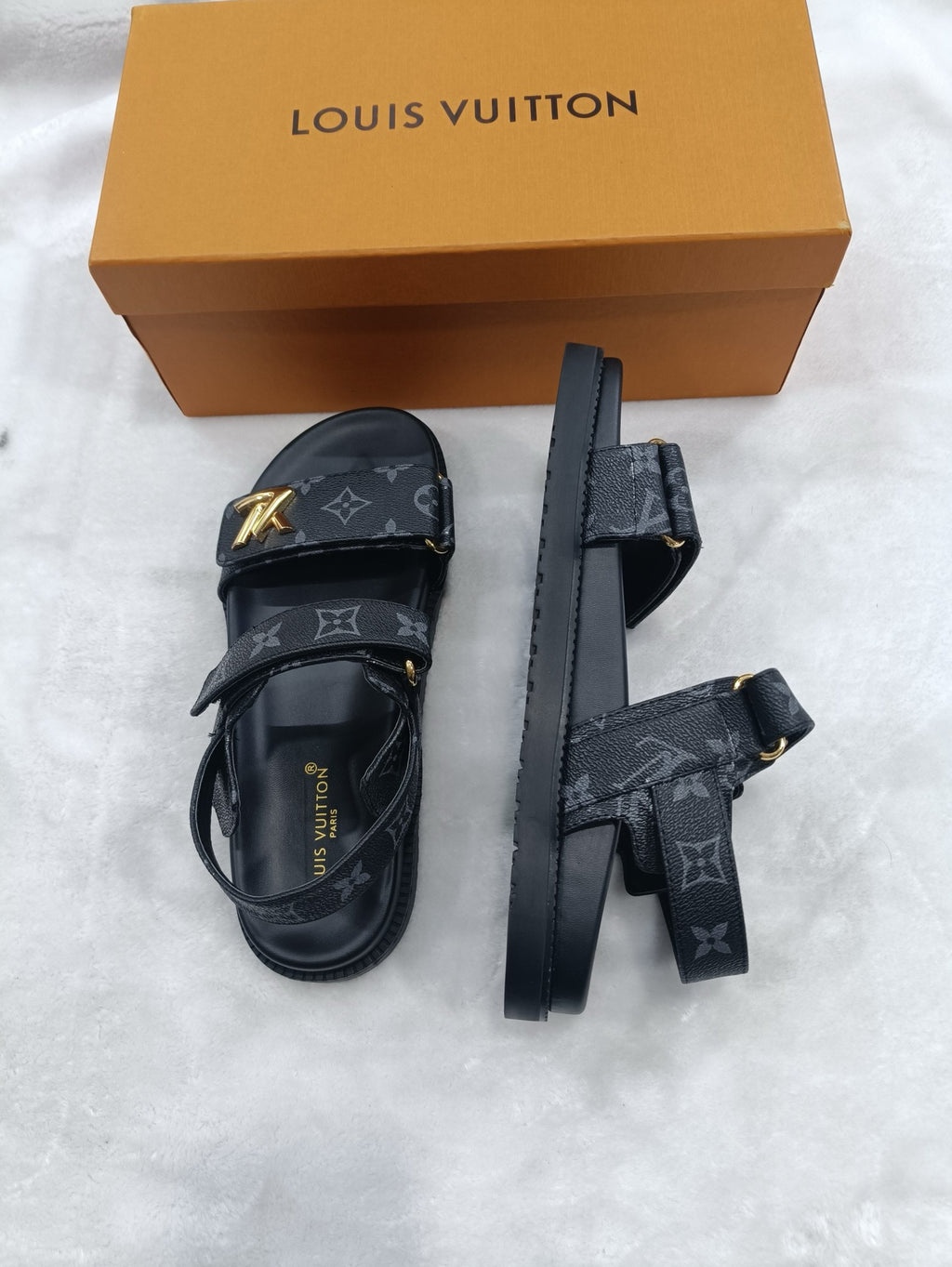 5LE211Z Popular sandals