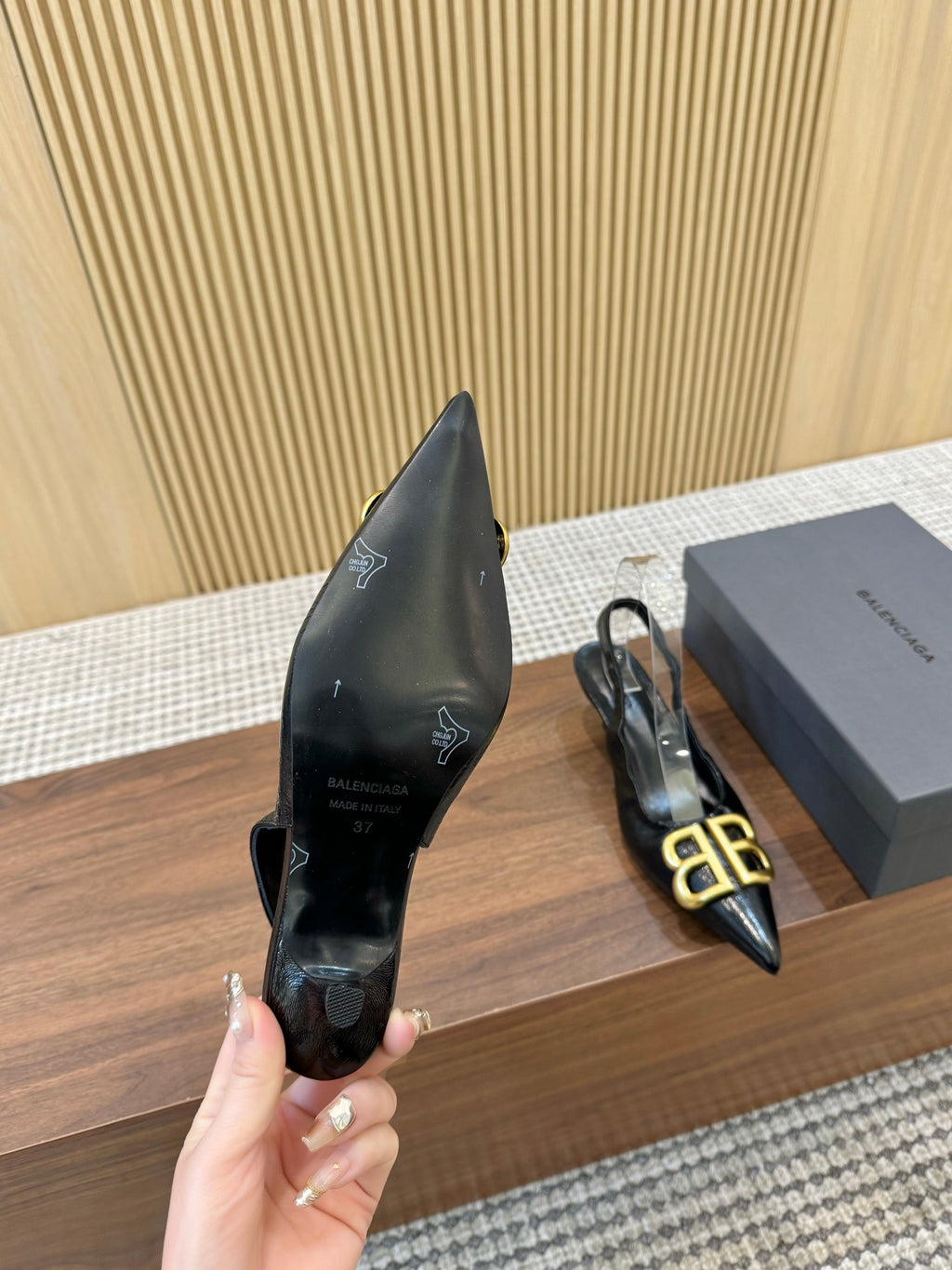 255QJ45Z Popular  leather High heels