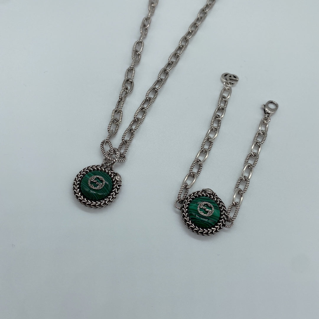 175RB40X Popular    Necklaces . Bracelets
