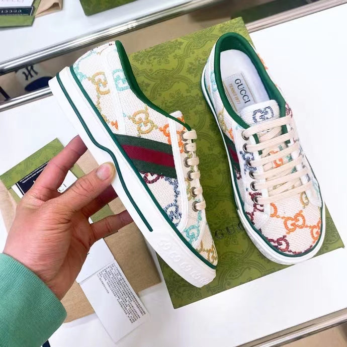 2YB49Z Popular shoes