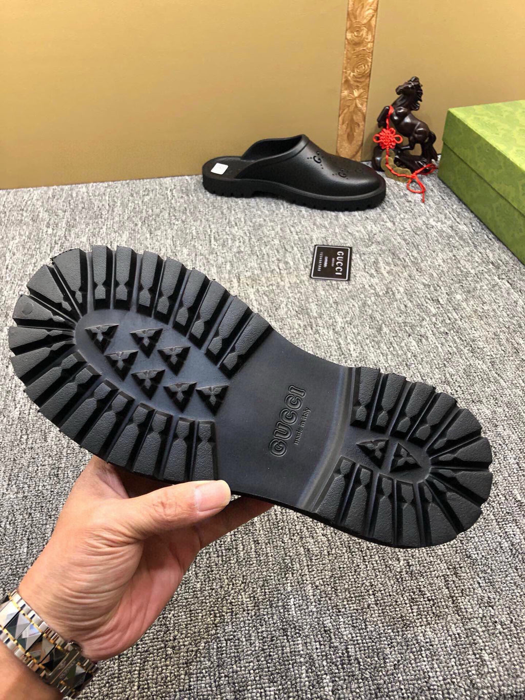 54B26Z Popular slippers