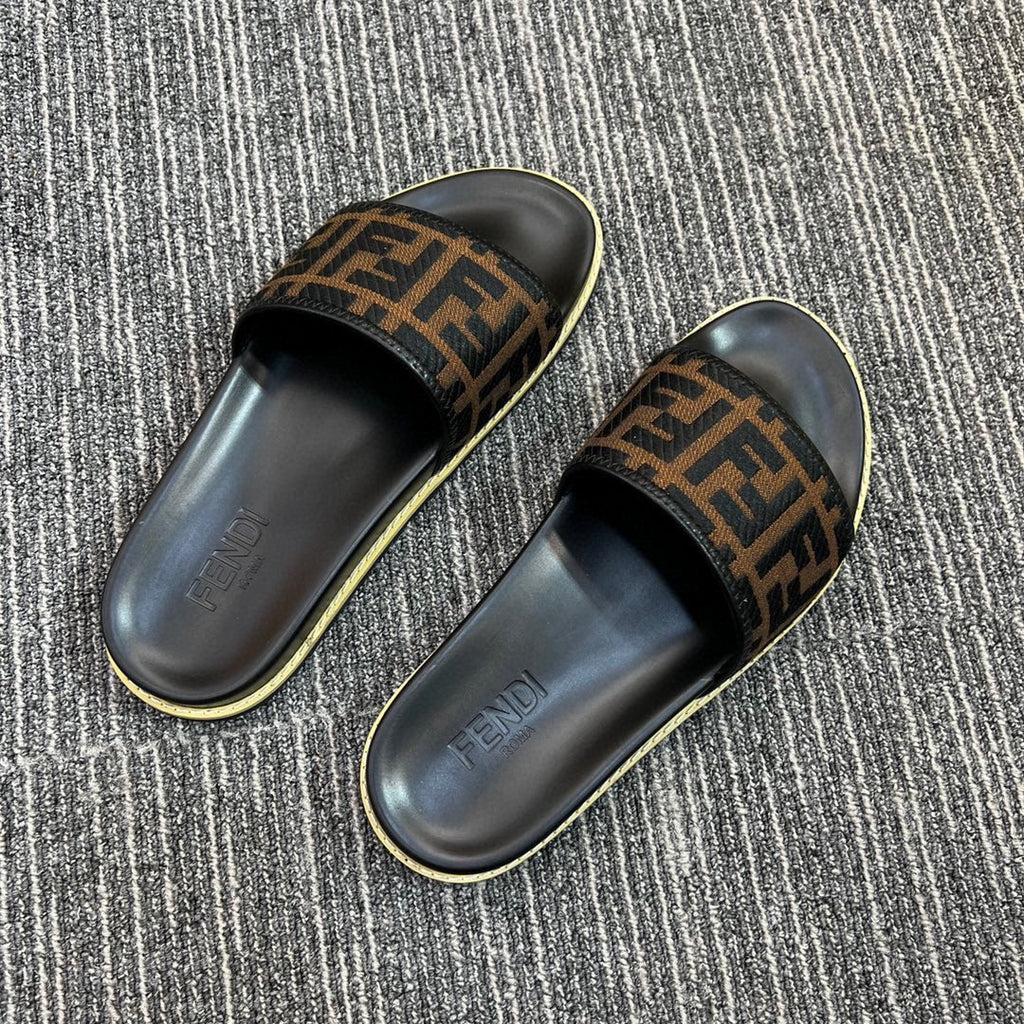 5XF105Z Popular Slippers