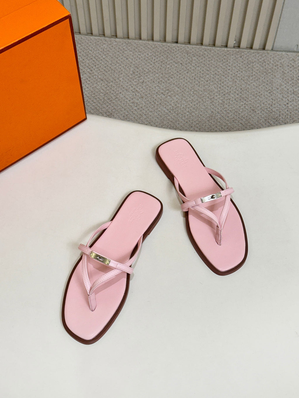 Z2X66H7 Popular high-quality leather Shoes