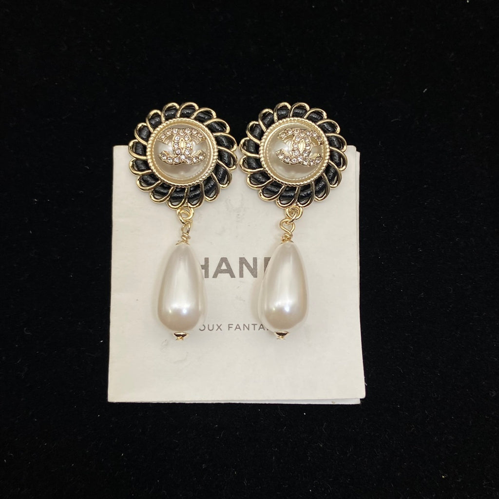 14C681E Popular Earrings