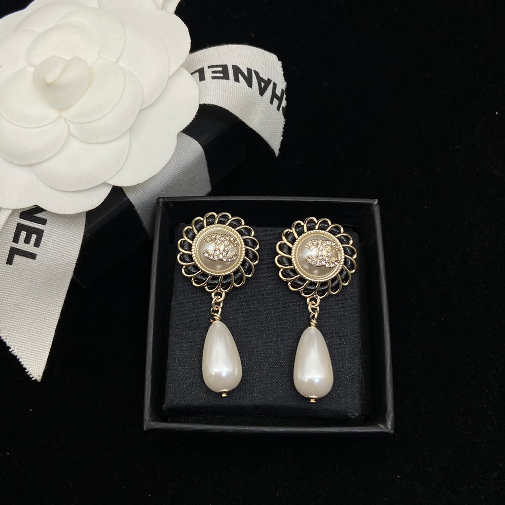 14C681E Popular Earrings