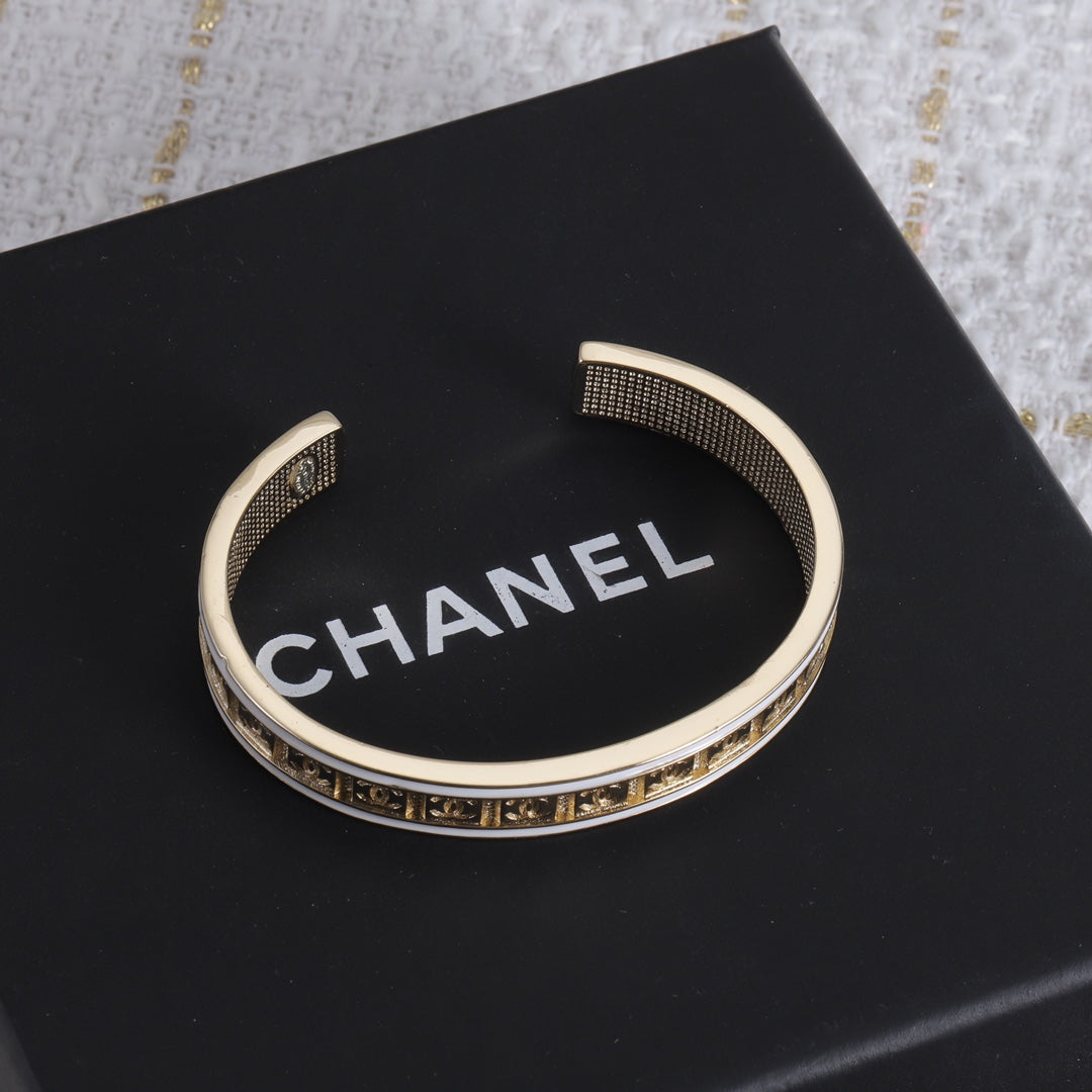 14C315K  Popular Bracelets