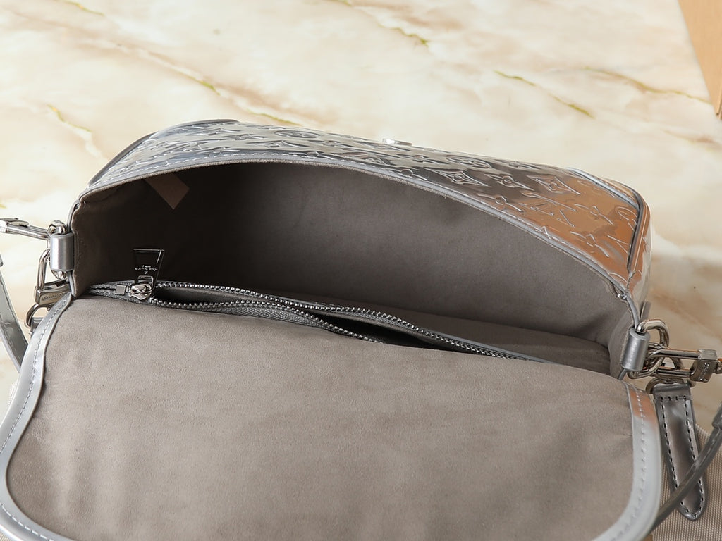 136PE41B Popular leather bag