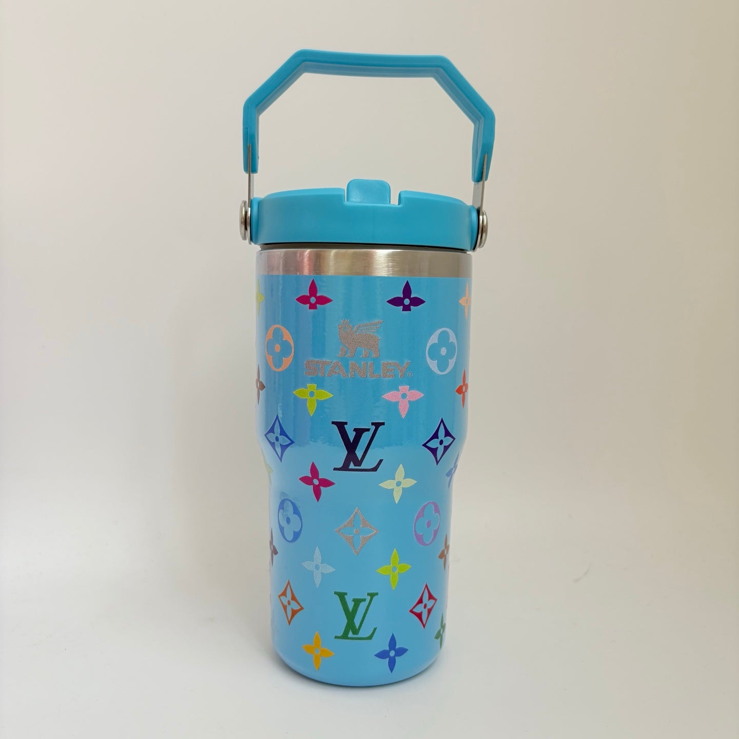 156NE25A Popular Cups