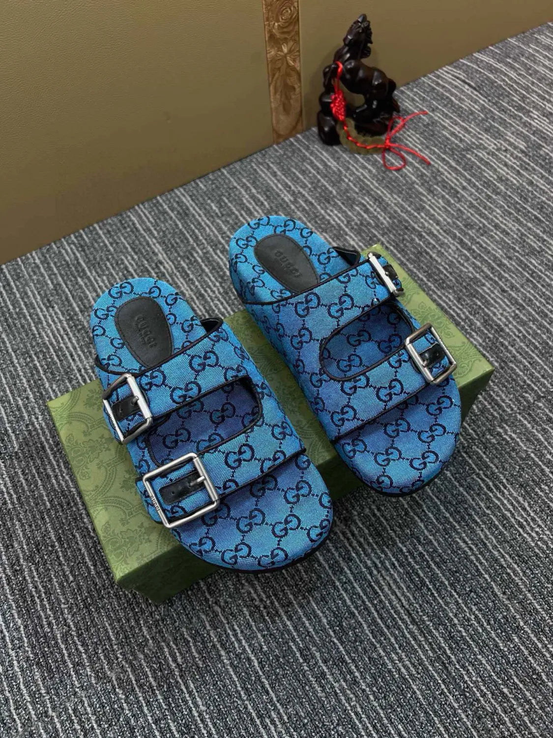 5QB17Z Popular shoes